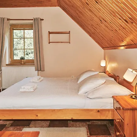 Pod Serakem Pensionat Ostružná